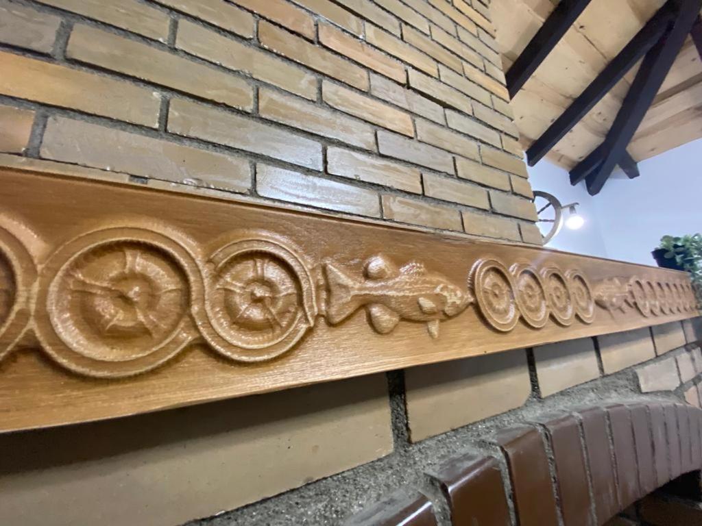 La Izvoare Pensiune-Pastravarie Simbata de Sus Exterior photo