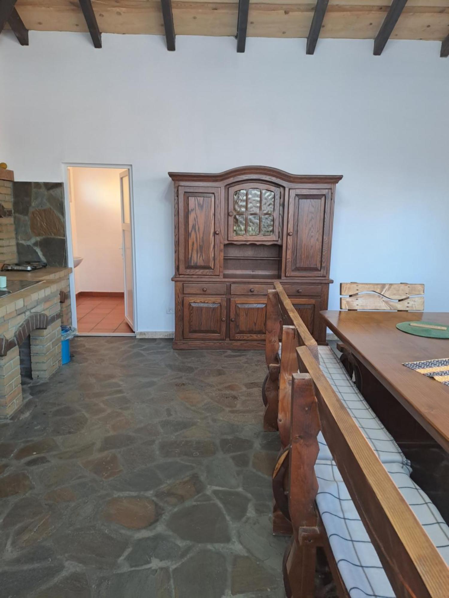 La Izvoare Pensiune-Pastravarie Simbata de Sus Exterior photo