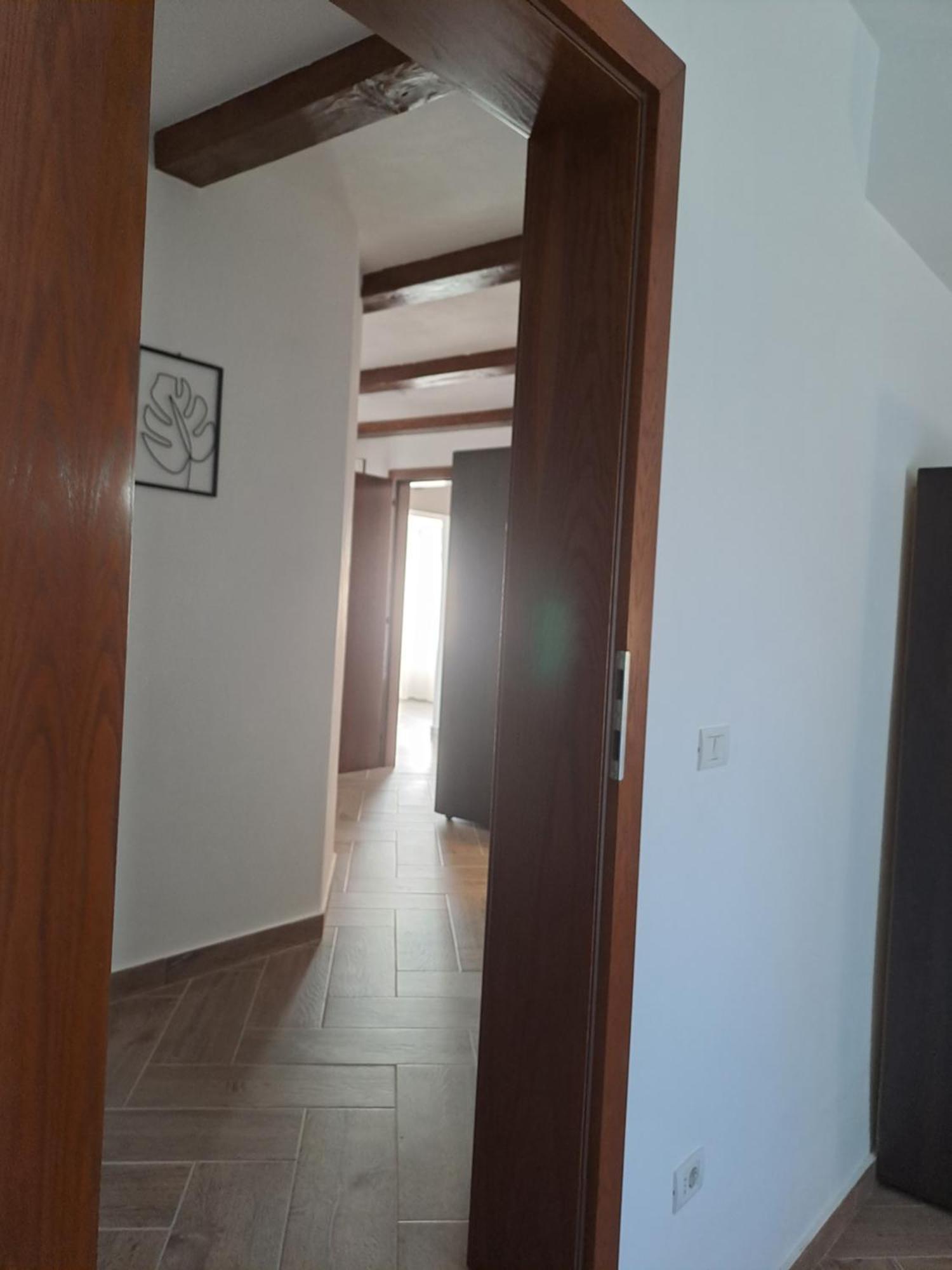 La Izvoare Pensiune-Pastravarie Simbata de Sus Room photo